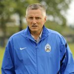(VIDEO) Pogledajte kako je novi trener Željezničara “uzeo” Maradoni 100 dolara