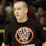 Kada smo igrali protiv Želje u Sarajevu morali smo ići okolnim putevima, jer su nam svuda vikali da smo ustaše