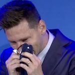 Messi u suzama održao press konferenciju