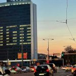 Na zgradi državnih institucija osvanula “stotka” u čast rođendana FK Željezničar