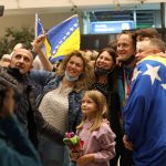 (FOTO) Zagrljaji i suze radosnice na dočeku bronzanih odbojkaša BiH