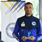 Kruniću uručeno priznanje za najboljeg fudbalera BiH