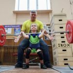 Šestogodišnja djevojčica diže 33 kg iz benča