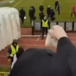Partizanov navijač izazvao skandal nakon što je trenera gađao kesicom s bijelim prahom