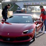 (VIDEO) Ibrahimović posjetio Ferrarijev kamp, te otkrio koliko dugo će još igrati