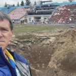 (FOTO) Ovako izgleda stadion u Ukrajini na koji je pala bomba teška 500 kg