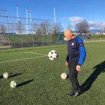 (FOTO) Legendarni igrač i trener Musaib Saibo Talić organizovao u Sanskom Mostu humanitarnu utakmicu