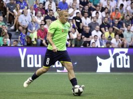 (VIDEO) Reprezentativci Bosne i Hercegovine sa BH Fanaticosima proslavili plasman na Svjetsko prvenstvo u mininogometu